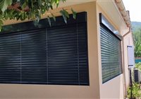 MAZET Grégory Fabrication et pose de menuiseries en aluminium et PVC Brise Soleil Orientable BSO Millau Saint-Affrique Lévézou Aveyron